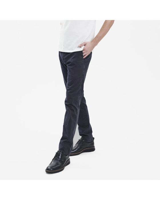 Komfortable navy blå stretchbukser til mænd med moderne slim fit pasform
